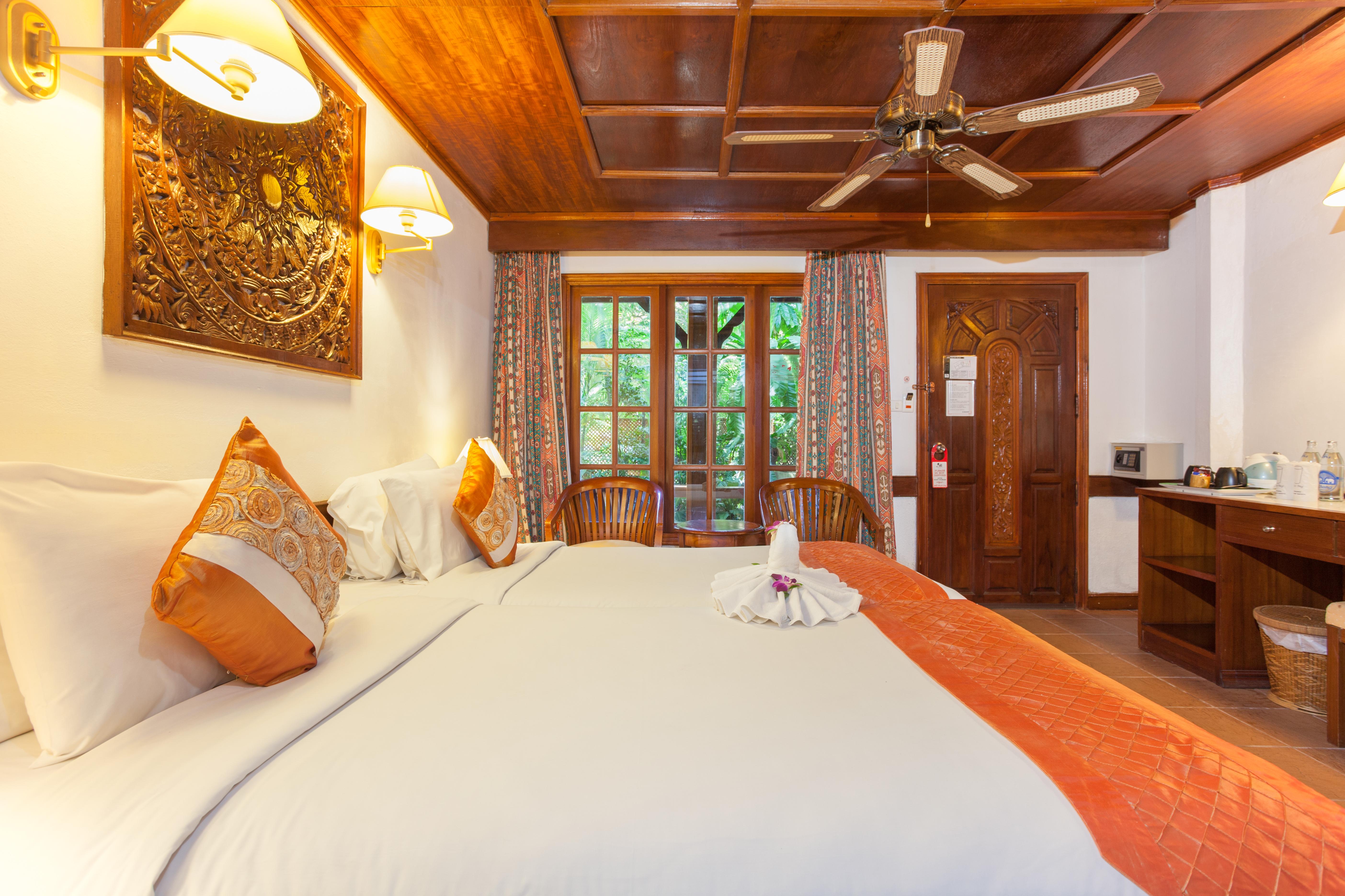 Tropica Bungalow Beach Hotel Patong Dış mekan fotoğraf